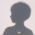 joyas hechas en un taller infantil de joyas